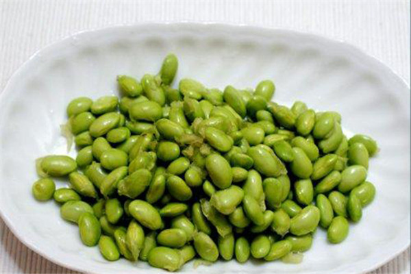 鹽水煮毛豆要煮多久 鹽水煮毛的時間 鹽水煮毛豆要煮多久 鹽水煮毛的時間