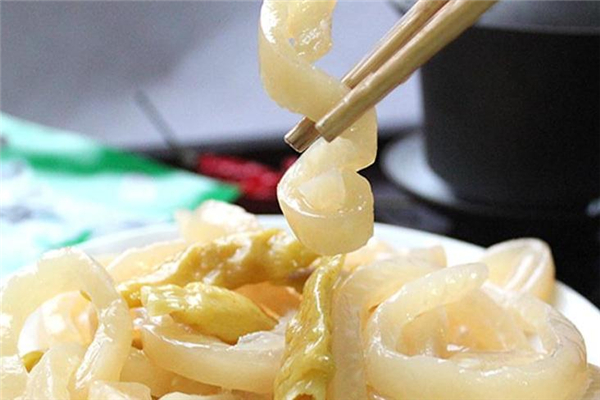 孕婦可以吃泡椒豬皮嗎 要格外謹慎 孕婦可以吃泡椒豬皮嗎 要格外謹慎