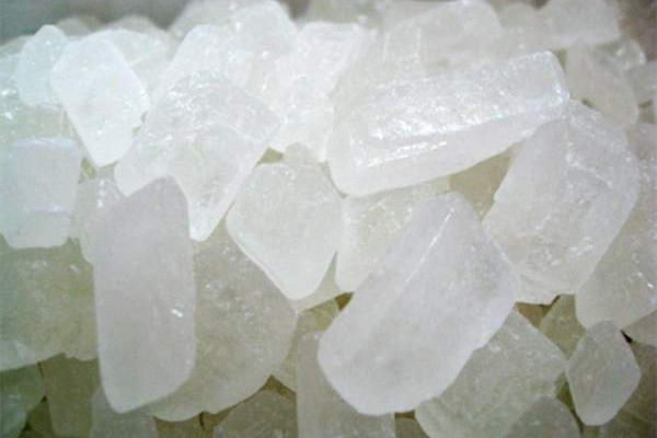 冰糖和砂糖哪個(gè)熱量高 原因是這樣 冰糖和砂糖哪個(gè)熱量高 原因是這樣