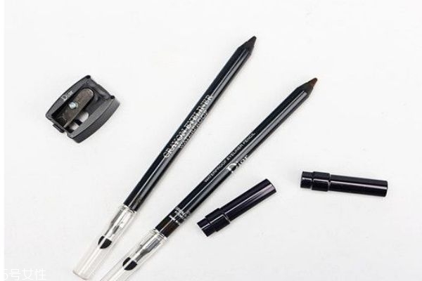 迪奧眼線筆好用嗎 迪奧眼線筆怎么用法 迪奧眼線筆好用嗎 迪奧眼線筆怎么用法