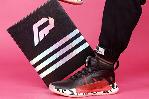 利拉德5和保羅12哪個好 利拉德5和保羅12對比測評 利拉德5和保羅12哪個好 利拉德5和保羅12對比測評