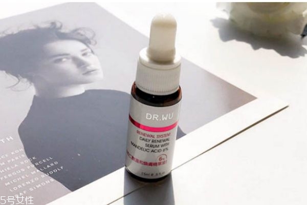 杏仁酸去痘印要多久 含有杏仁酸的護(hù)膚品推薦 杏仁酸去痘印要多久 含有杏仁酸的護(hù)膚品推薦