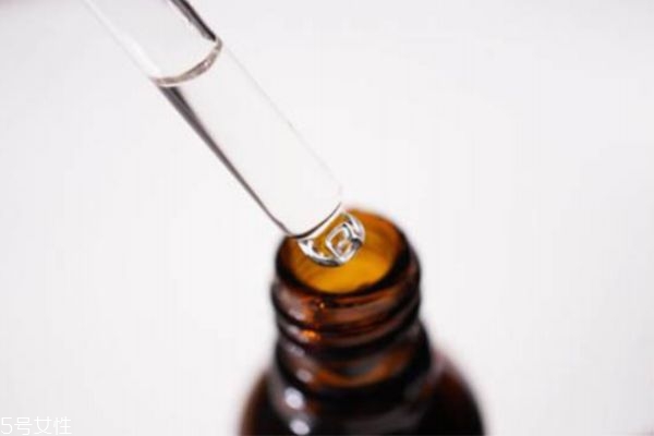 果酸和杏仁酸的區(qū)別 杏仁酸適用人群 果酸和杏仁酸的區(qū)別 杏仁酸適用人群