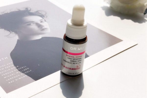 杏仁酸對皮膚的作用是什么 杏仁酸煥膚的優(yōu)點 杏仁酸對皮膚的作用是什么 杏仁酸煥膚的優(yōu)點