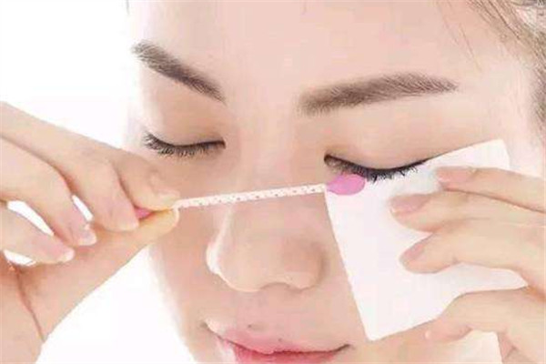 美白吃什么維生素 美白吃什么 美白吃什么維生素 美白吃什么