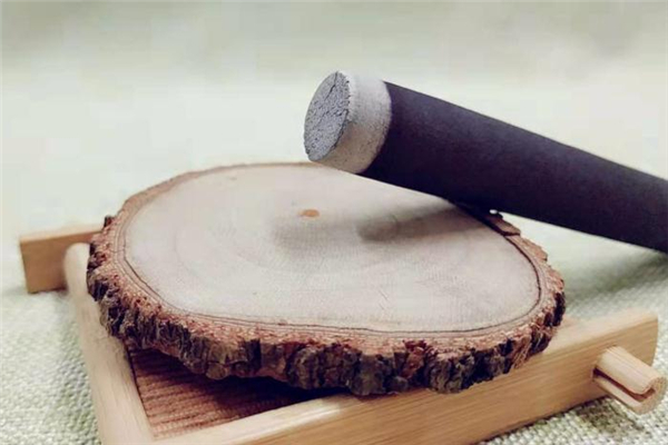 夏天艾灸后能睡涼席嗎 艾灸后注意事項(xiàng) 夏天艾灸后能睡涼席嗎 艾灸后注意事項(xiàng)