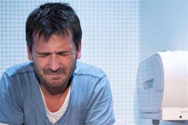 健身后便秘是什么原因 要注意補(bǔ)水 健身后便秘是什么原因 要注意補(bǔ)水