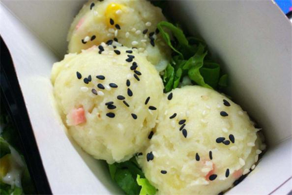 土豆泥可以加牛奶嗎 牛奶土豆泥的做法 土豆泥可以加牛奶嗎 牛奶土豆泥的做法