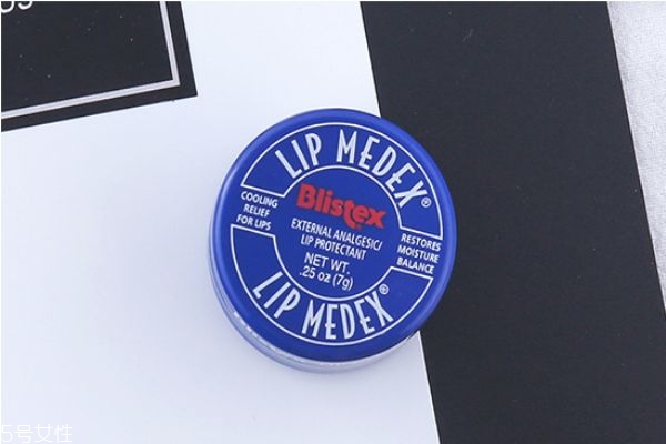 潤唇膏能當眼霜用嗎 潤唇膏增長睫毛多久見效 潤唇膏能當眼霜用嗎 潤唇膏增長睫毛多久見效