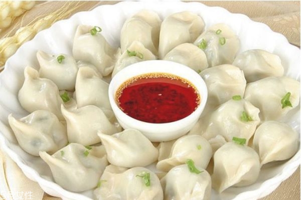 過年吃什么餡的餃子寓意好 過年吃餃子有什么講究 過年吃什么餡的餃子寓意好 過年吃餃子有什么講究