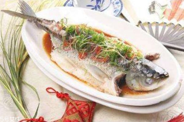 為什么春節(jié)要吃魚(yú) 吃魚(yú)代表什么 為什么春節(jié)要吃魚(yú) 吃魚(yú)代表什么