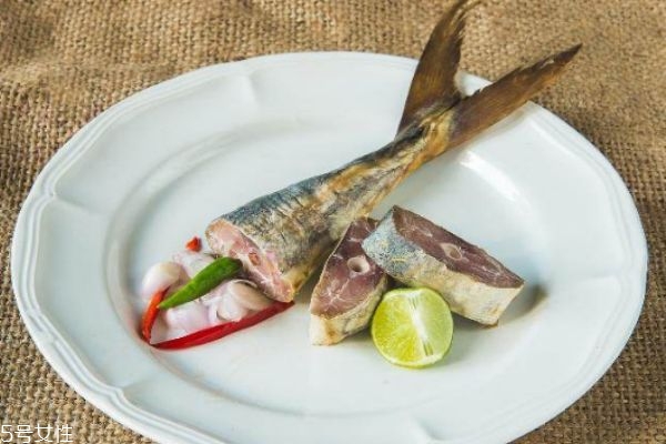 吃魚(yú)的好處有哪些 吃魚(yú)的注意事項(xiàng) 吃魚(yú)的好處有哪些 吃魚(yú)的注意事項(xiàng)