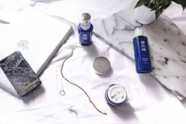 油皮夏天用什么水乳 油性痘肌適合用的水乳 油皮夏天用什么水乳 油性痘肌適合用的水乳