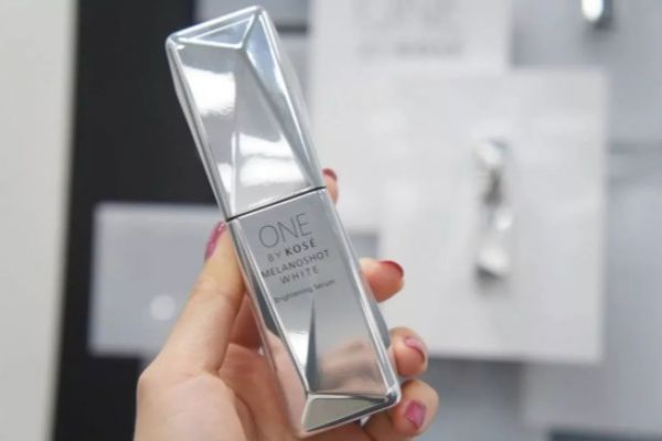 日系美白精華有哪幾款 夏季美白修復(fù)寶典