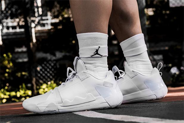 jordan zero gravity實(shí)戰(zhàn)測(cè)評(píng) aj全新實(shí)戰(zhàn)球鞋 jordan zero gravity實(shí)戰(zhàn)測(cè)評(píng) aj全新實(shí)戰(zhàn)球鞋