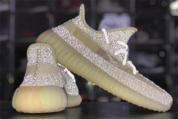 yeezy 350芝麻滿天星諜照 椰子350芝麻滿天星配色 yeezy 350芝麻滿天星諜照 椰子350芝麻滿天星配色
