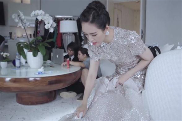 章子怡高跟鞋神器在哪買 barefoot防磨腳噴霧購(gòu)買 章子怡高跟鞋神器在哪買 barefoot防磨腳噴霧購(gòu)買