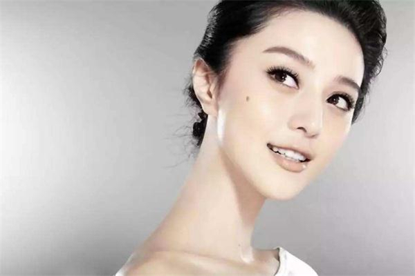 眼窩填充術(shù)需要開刀嗎 眼窩填充手術(shù)方式 眼窩填充術(shù)需要開刀嗎 眼窩填充手術(shù)方式