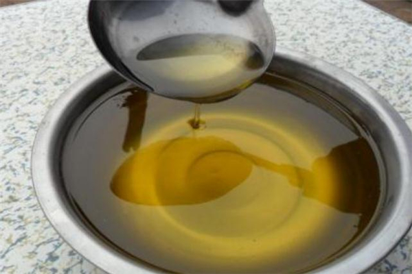 九三大豆油幾級(jí)的好 九三大豆油一級(jí)和三級(jí)區(qū)別 九三大豆油幾級(jí)的好 九三大豆油一級(jí)和三級(jí)區(qū)別