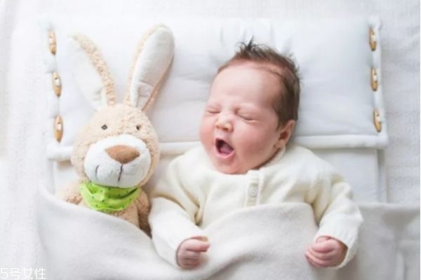 寶寶常拉肚子的原因 導(dǎo)致寶寶拉肚子的原因 寶寶常拉肚子的原因 導(dǎo)致寶寶拉肚子的原因