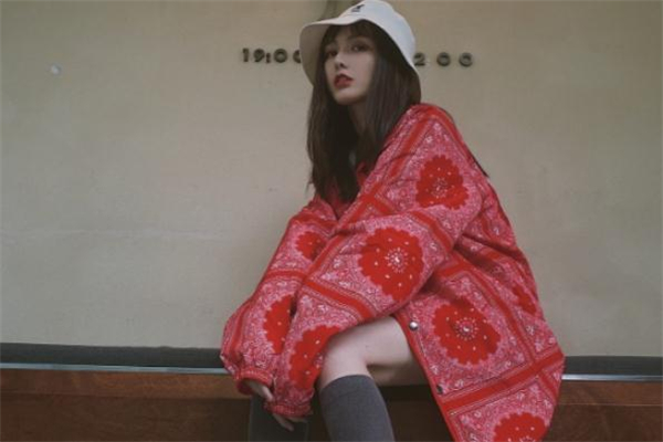 1807腰果花外套多少錢 1807腰果花教練夾克價(jià)格