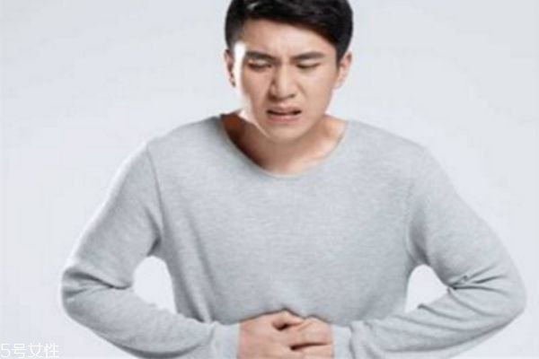 夏天每天早上拉肚子怎么回事 夏天早上拉肚子原因 夏天每天早上拉肚子怎么回事 夏天早上拉肚子原因