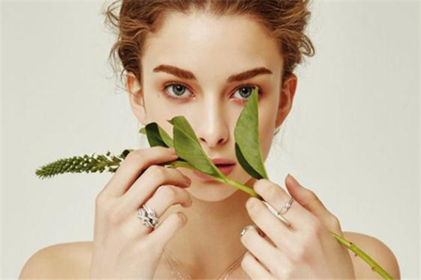 童顏針可以填充淚溝嗎 童顏針填充淚溝安全嗎 童顏針可以填充淚溝嗎 童顏針填充淚溝安全嗎