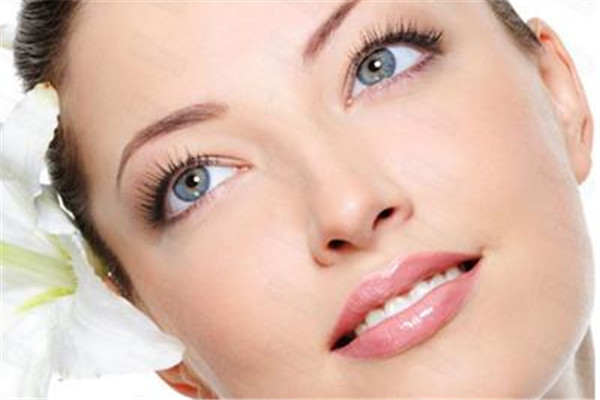 補水和保濕的區(qū)別是什么 怎么補水好 補水和保濕的區(qū)別是什么 怎么補水好