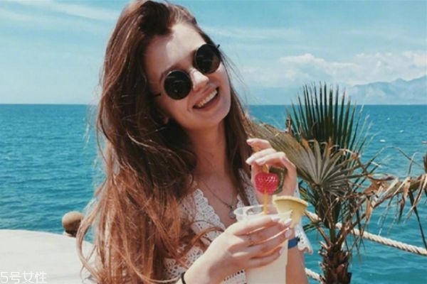 嗨體去頸紋安全嗎 嗨體去頸紋的優(yōu)勢(shì) 嗨體去頸紋安全嗎 嗨體去頸紋的優(yōu)勢(shì)