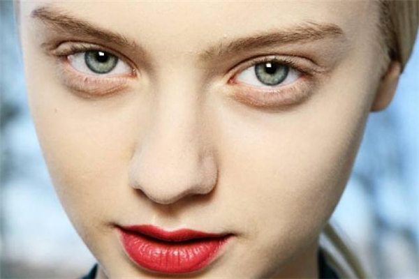 臥蠶打玻尿酸需要幾支 臥蠶打玻尿酸注意事項(xiàng) 臥蠶打玻尿酸需要幾支 臥蠶打玻尿酸注意事項(xiàng)