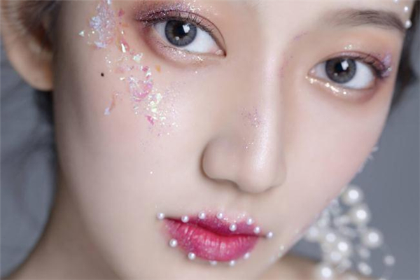 臥蠶打玻尿酸幾天消腫 玻尿酸打臥蠶消腫時(shí)間 臥蠶打玻尿酸幾天消腫 玻尿酸打臥蠶消腫時(shí)間