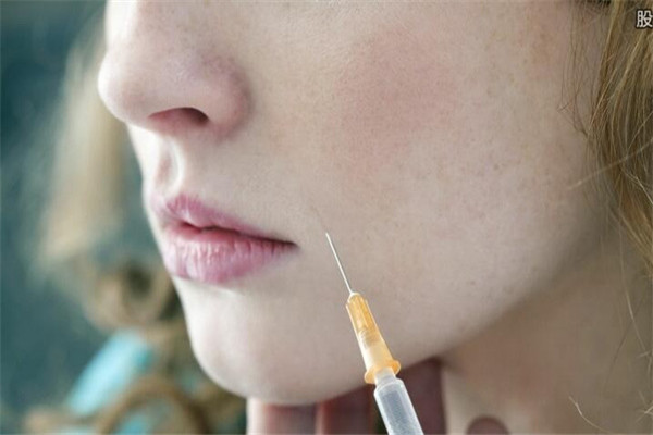 做切眉手術(shù)的價(jià)格是多少 切眉手術(shù)多少錢 做切眉手術(shù)的價(jià)格是多少 切眉手術(shù)多少錢