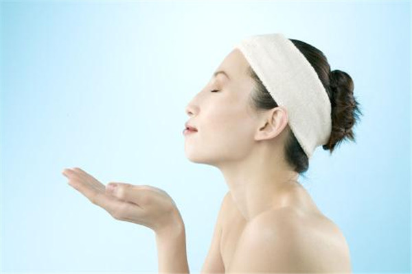 去黑眼圈手術(shù)有效嗎 黑眼圈怎么去比較好 去黑眼圈手術(shù)有效嗎 黑眼圈怎么去比較好