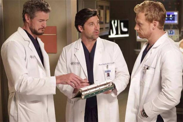 喝酒胃出血怎么治療 喝酒胃出血要手術嗎 喝酒胃出血怎么治療 喝酒胃出血要手術嗎