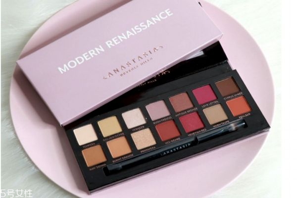 細(xì)閃眼影盤有哪些 好看的細(xì)閃眼影 細(xì)閃眼影盤有哪些 好看的細(xì)閃眼影