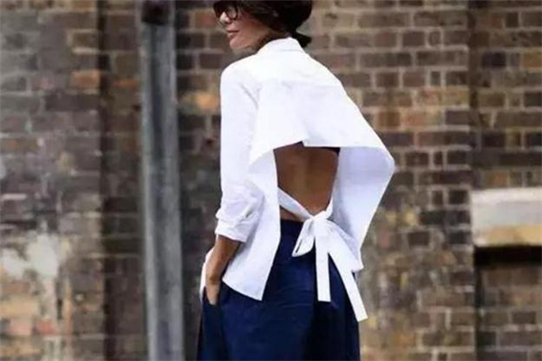 露背裝配什么褲子好看 夏日清涼穿搭 露背裝配什么褲子好看 夏日清涼穿搭