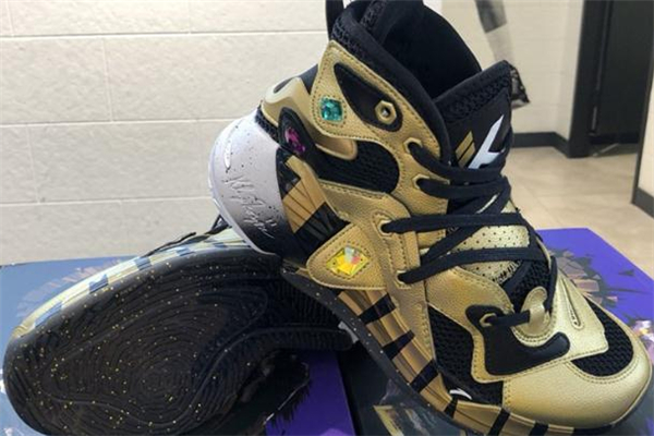 安踏kt4無(wú)限手套在哪里買 kt4滅霸金哪里有賣 安踏kt4無(wú)限手套在哪里買 kt4滅霸金哪里有賣