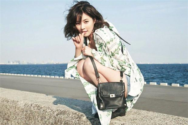 彩光嫩膚怎么做的 彩光嫩膚操作步驟 彩光嫩膚怎么做的 彩光嫩膚操作步驟