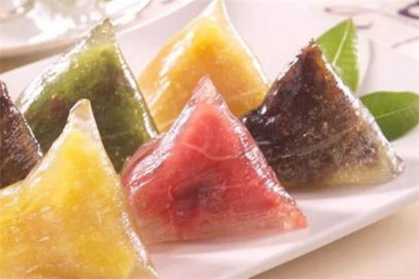 水晶粽子是用什么米做的 水晶粽子的材料 水晶粽子是用什么米做的 水晶粽子的材料