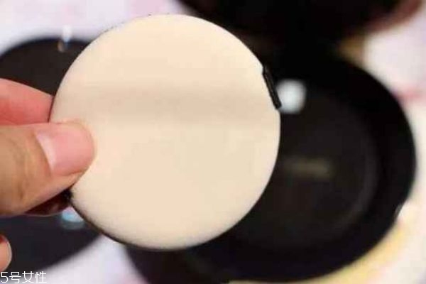 tf氣墊怎么辨別真假-tom ford氣墊真假 tf氣墊怎么辨別真假-tom ford氣墊真假