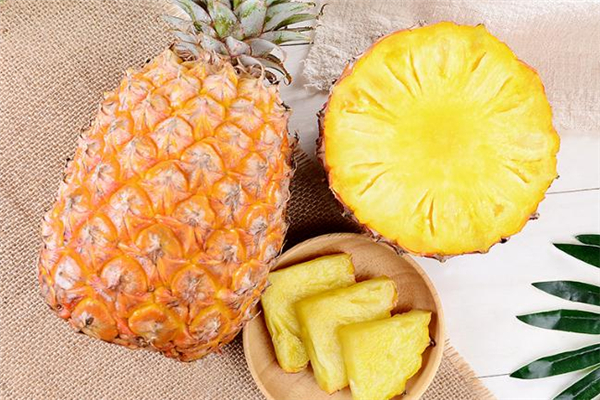 鳳梨咳嗽能吃嗎 寶寶咳嗽可以吃鳳梨嗎 鳳梨咳嗽能吃嗎 寶寶咳嗽可以吃鳳梨嗎