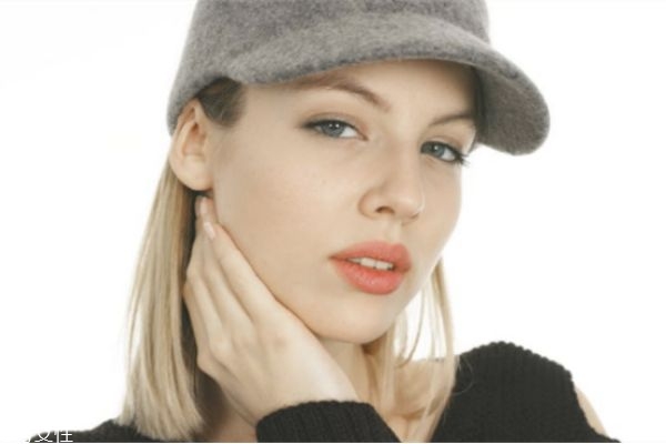 愛(ài)芙萊玻尿酸可以維持多久 需要專業(yè)正規(guī)醫(yī)師操作 愛(ài)芙萊玻尿酸可以維持多久 需要專業(yè)正規(guī)醫(yī)師操作