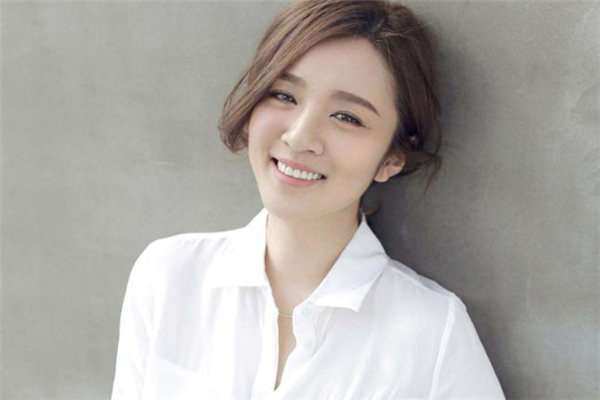 白瓷娃娃多少錢一次 白瓷娃娃價格 白瓷娃娃多少錢一次 白瓷娃娃價格