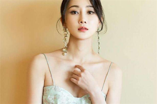 白瓷娃娃做完能化妝嗎 做完白瓷娃娃多久可以化妝 白瓷娃娃做完能化妝嗎 做完白瓷娃娃多久可以化妝