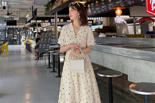 什么款式的長裙最顯瘦 遮肉長裙這樣挑 什么款式的長裙最顯瘦 遮肉長裙這樣挑