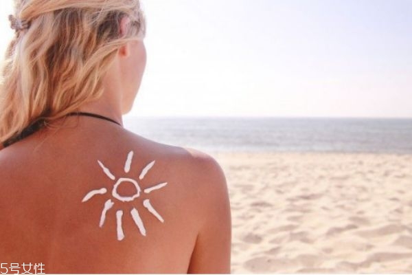 防曬霜spf45夏天夠用嗎 夏天防曬霜指數(shù) 防曬霜spf45夏天夠用嗎 夏天防曬霜指數(shù)