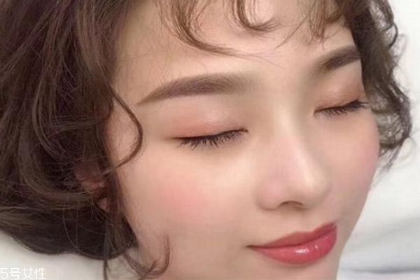 激光洗眉毛會(huì)不會(huì)出血 選對(duì)儀器不會(huì)出血 激光洗眉毛會(huì)不會(huì)出血 選對(duì)儀器不會(huì)出血