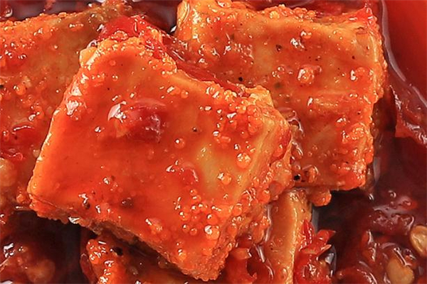 腐乳長(zhǎng)霉了還能吃嗎 豆腐乳長(zhǎng)白霉怎么辦 腐乳長(zhǎng)霉了還能吃嗎 豆腐乳長(zhǎng)白霉怎么辦