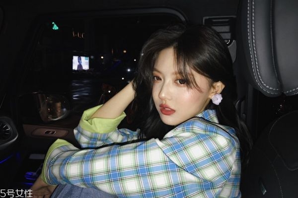 全切雙眼皮感染的表現(xiàn) 雙眼皮手術(shù)恢復過程 全切雙眼皮感染的表現(xiàn) 雙眼皮手術(shù)恢復過程