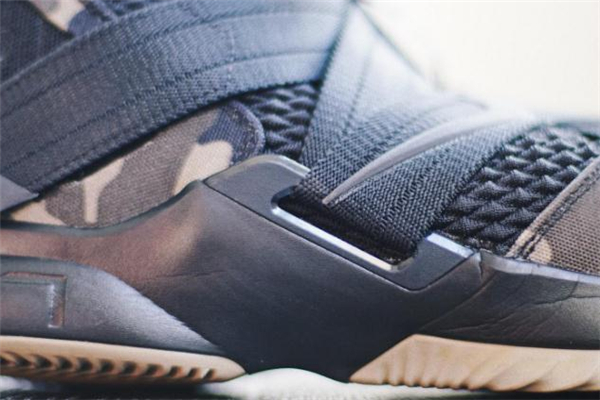 耐克士兵12實(shí)戰(zhàn)測(cè)評(píng) 士兵12打球怎么樣